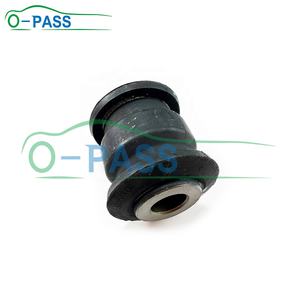 Buje Pequeño del Brazo de Control Delantero para <span class=keywords><strong>Honda</strong></span> Fit GK5 City T9A Jazz Freed Grace <span class=keywords><strong>Insight</strong></span> Shuttle HRV BELGEE X50 Coolray 51392-TG5-A01 - Product Image 3