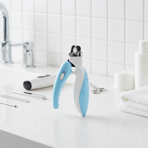 Cortauñas y Lima Eléctrica para Mascotas Aiwo Personalizada de Acero Inoxidable con LED para Perros y Gatos, Cuchilla de Media Luna - Product Image 1