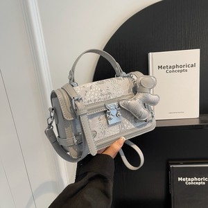 2025ขายดีกระเป๋าแฟชั่นสไตล์ใหม่อินเทรนด์กระเป๋า Crossbody ยอดนิยมสำหรับเด็กผู้หญิง - Product Image 2