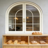Ventana de Aluminio con Arco de Estilo Europeo Vintage Francés, Pantalla Plegable de Acero Inoxidable, Tamaño Personalizable, Vidrio Templado para Baño