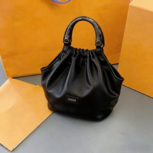 Bolso de Mano de Diseño 2026, Bolso Cruzado de Cuero para Mujer, Bolso de Hombro Individual de Imitación de Diseñador - Product Image 1