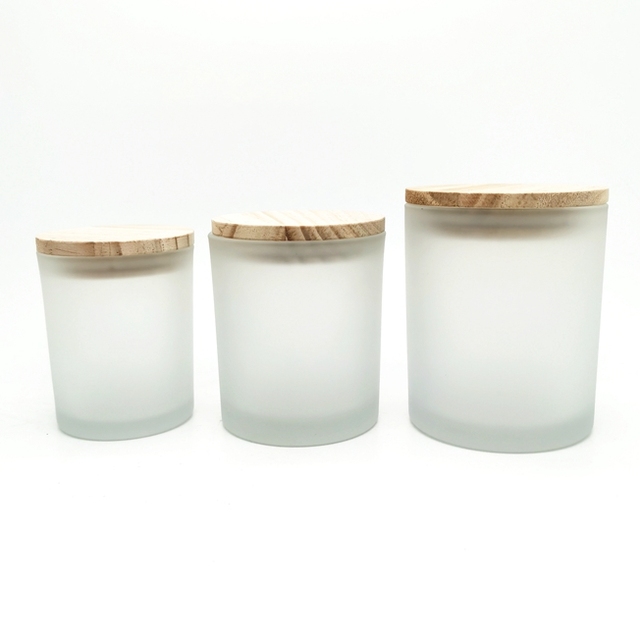 Wholesale Packaging Glass Candle Jar With Wooden Lid Colorful Frosted Amber Black Empty Glass Candle Jar With Bamboo Lid Box