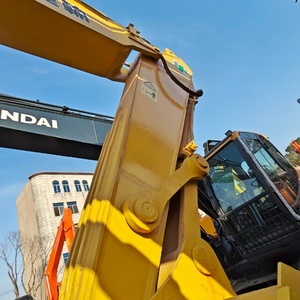 90% New Low Hours Well Maintained Komatsu PC220 Excavator Available for Sale - Product Image 3