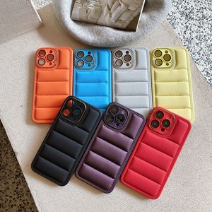Nueva funda protectora trasera LeYi con <span class=keywords><strong>protector</strong></span> de cámara, chaqueta de plumón, tela de algodón, funda de teléfono Puffer para iPhone 17 15 14 Pro Max - Product Image 2