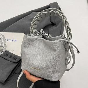 Korean style soft leather bucket bag women's casual and versatile shoulder crossbody bag, new trendy women's bag. - Product Image 2