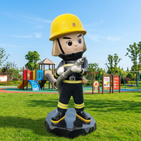 Sculpture de Pompier en Plastique Renforcé de Fibre de Verre - Figurine Thème pour l'Éducation à la Sécurité Incendie