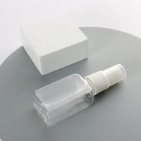Bouteille de pulvérisation de parfum en plastique, Logo personnalisé, Mini bouteille de pulvérisation de 30ml pour animaux de compagnie