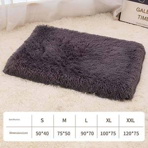 Venta al por mayor de fábrica: Nueva alfombra de felpa grande cuadrada para mascotas, cama cálida y gruesa para perros grandes, caseta para gatos, casa para mascotas, ideal para invierno. - Product Image 5