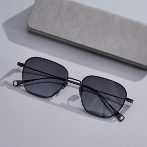 Gafas de Sol de Piloto con Marco Metálico Delgado, Unisex, Lentes Degradadas, Estilo Urbano, Venta al Por Mayor, Logotipo Personalizado - Product Image 4