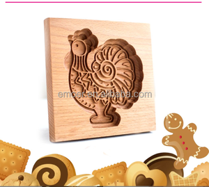 Molde de madera de haya para galletas con diseños de Mr. Rabbit, Avellana, Caballo, Guirnalda, Gallo, Hongo y Haya - Product Image 5