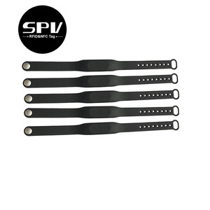 Tái Sử Dụng Có Thể Điều Chỉnh <span class=keywords><strong>Rfid</strong></span> 13.56Mhz <span class=keywords><strong>Mifare</strong></span> Cổ Điển Ev1 1K Dây Đeo Cổ Tay Không Thấm Nước NFC Silicon Ban Nhạc - Product Image 2