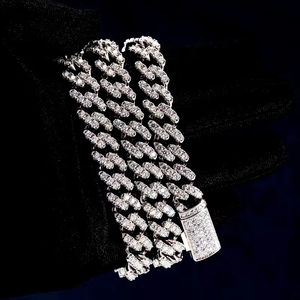 <span class=keywords><strong>Cadena</strong></span> de eslabones cubanos Miami GRA Hop Iced Out Bling de plata de ley 925 con moissanita VVS de 12 mm y engaste de garras para hombre - Product Image 5