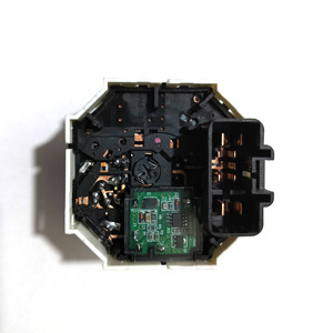 Top Bán Hàng Giao Hàng Nhanh Trong Kho Blower A/C Fan Điều Khiển Chuyển Đổi Cho 55902-02070 55902-02030 55902-12100 559020r010 - Product Image 3