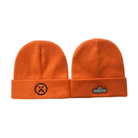 Casquette en tricot acrylique de luxe personnalisée pour l'hiver, avec logo brodé en PVC et silicone, étiquette privée, logo personnalisé