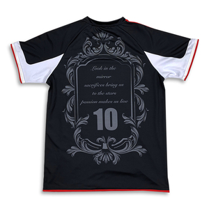 เสื้อฟุตบอลสีดำเสื้อฟุตบอลพิมพ์ซับลิเมชันเสื้อยืดสตรีทย้อนยุค - Product Image 3