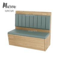 Ensemble de mobilier commercial en bois pour restaurant, café, kiosque de restauration rapide : table, chaise et banquette carrée