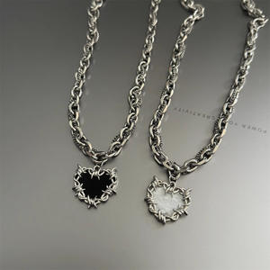 قلائد هيب هوب للرجال والنساء أزياء بسيطة من التيتانيوم الصلب سلسلة مجوهرات ملفوفة بطبقتين (NL907) - Product Image 6