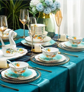 Nouveau produit : Service de table en porcelaine fine (70 pièces) style européen motif grenade et assiettes en porcelaine - Product Image 6