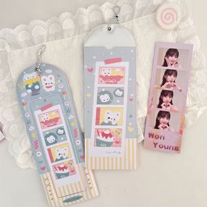 <span class=keywords><strong>Porta</strong></span> Carte di Credito in PVC Kpop con Bottone, Blocco RFID, Forma Quadrata a Quattro Scomparti per Personaggi <span class=keywords><strong>TV</strong></span>/Cinema, 4 <span class=keywords><strong>Porta</strong></span> Carte a Righe - Product Image 3
