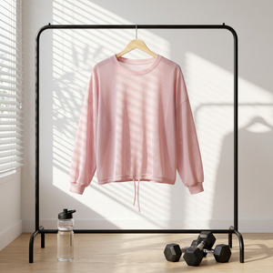 T-shirt de yoga transparent superposé sans coutures avec logo frontal et coupe ample - Product Image 2