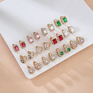 Pendientes Pequeños de Oro de 18k al por Mayor, Pendientes Elegantes para Mujer, Diseños de Pendientes, Joyería de Moda para Mujeres y Niñas - Product Image 2