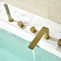Système de douche encastré de luxe à montage sur pont avec robinet de baignoire et ensemble de douche pluie pour projets hôteliers – Vente directe usine