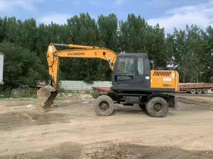 Excavatrice sur pneus Hyundai 15 tonnes d'occasion, fabriquée en Corée du Sud, modèle 150W-7, avec pompe hydraulique HYDAC et engrenage de 1,43 m - Product Image 3