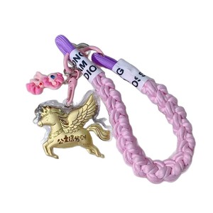 Porte-clés Pegasus Princess en alliage de zinc doré, cadeau portable de dessin animé pour téléphone portable, sac de voiture, maison, bureau - Product Image 3