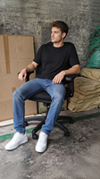 Chaise de bureau de direction moderne à dossier mi-haut de haute qualité avec hauteur réglable et pivotante pour le bureau à domicile