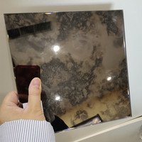 Carreaux de dosseret en verre miroir antique doré 4mm 5mm en forme de bande pour la cuisine