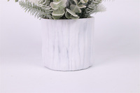Décoration de table de Noël en pot miniature, en gros, avec des plantes artificielles givrées argentées scintillantes (hollw, eucalyptus, pin)