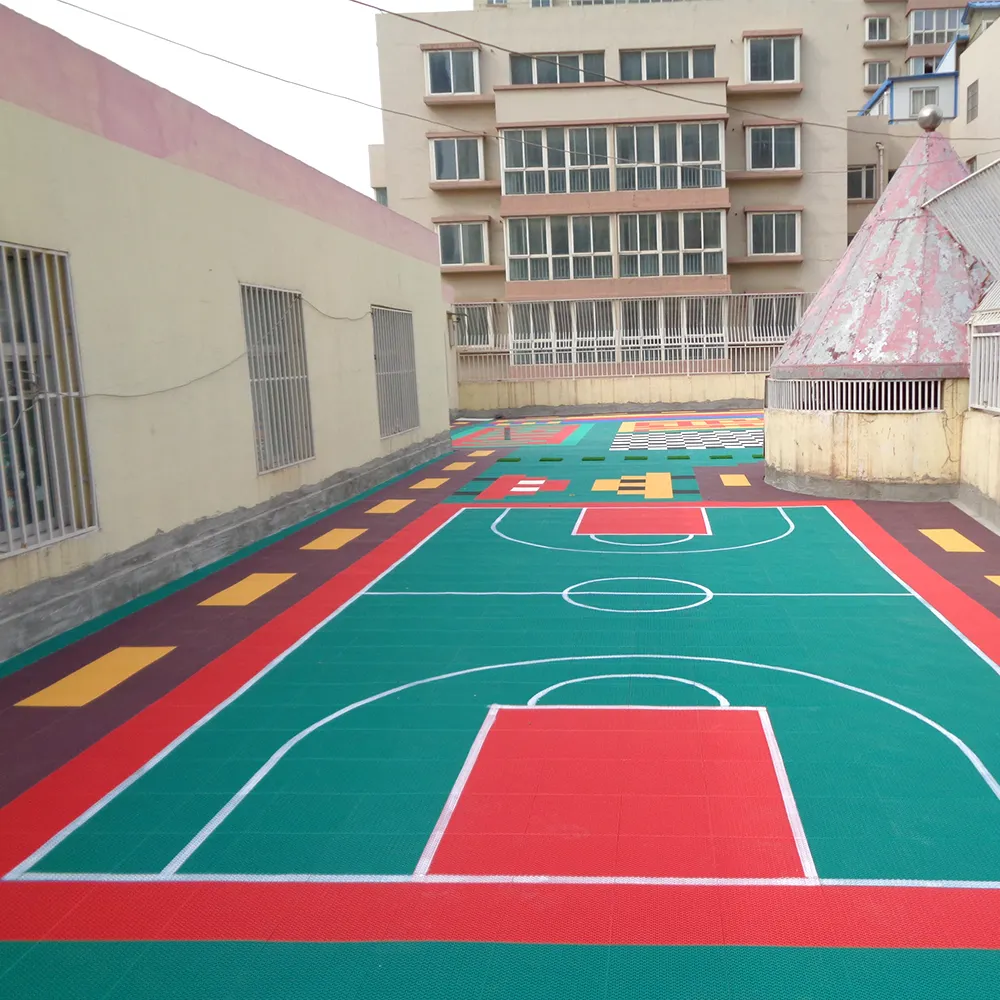 CGT Portable Multi-Fonction Extérieur Verrouillage Suspendu Terrain de Basket-Ball Tapis de Sol Pp Carrelage en Plastique Revêtement de Sol Sportif