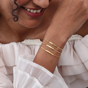 Bracelet personnalisé gravé en acier inoxydable plaqué or, chaîne <span class=keywords><strong>gourmette</strong></span> cubaine, bijou confortable pour demoiselles d'honneur - Product Image 1