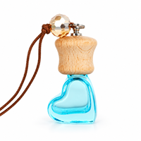 Flacon diffuseur de parfum pour voiture en verre en forme de cœur de 6 ml, rechargeable, avec bouchon en bois, multicolore, pour huiles essentielles, désodorisant d'ambiance