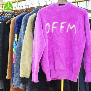 Abrigo de Lana de Segunda Mano para Mujer, a la Moda, para Invierno (Estilos Variados), Venta al Por Mayor, Marca Gracer, Alta Calidad, MOQ 45 kg - Product Image 3