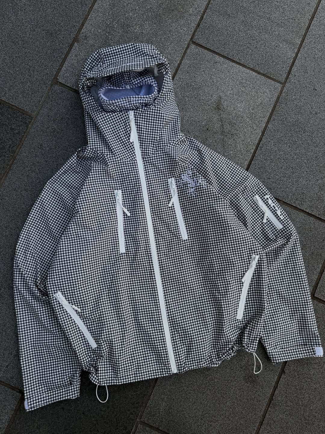 maglione grigio