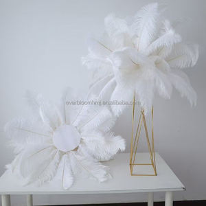 G146 Precio barato Pluma artificial Flor Bola Decoración Arreglo Pluma Decoración Boda Pluma Centros de mesa Bola - Product Image 1