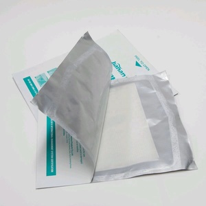 Pansement en gaze de <span class=keywords><strong>vaseline</strong></span> en gros, tampon de coton au pétrolatum et paraffine, non stérile, certifié TUV pour les soins des brûlures et les pansements des plaies, OEM - Product Image 1