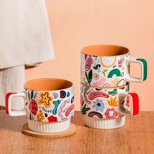 Tazza in ceramica a righe impilabili per colazione tazza carina per ragazza latte tazza da <span class=keywords><strong>caffè</strong></span> modelli personalizzati di <span class=keywords><strong>supporto</strong></span> tazza in ceramica fabbriche in cina - Product Image 1