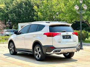 Toyota RAV4 2.0L CVT 2WD Fashion Edition 2015 Usado, Volante a la Izquierda, SUV Compacto, Interior de Cuero Negro, para Exportación - Product Image 3