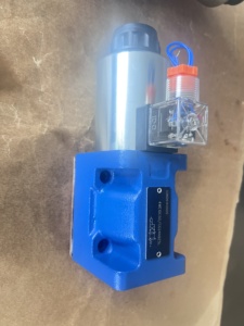 วาล์วควบคุมทิศทางไฮดรอลิก <span class=keywords><strong>WE42</strong></span> <span class=keywords><strong>WE42</strong></span>-GO3-B11B-A240 WH42-G03-B2-A240/A110/A220/D24 WH42-G02 ผลิตในไต้หวัน,จีน - Product Image 4