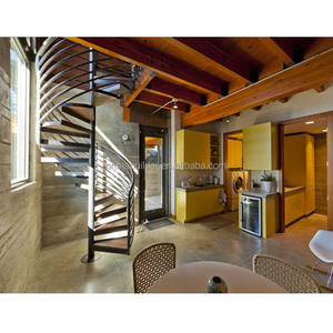 <span class=keywords><strong>Escalier</strong></span> en <span class=keywords><strong>colimaçon</strong></span> avec design ornemental et marches en bois pour maison de <span class=keywords><strong>style</strong></span> victorien - Product Image 1