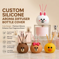 Housse de diffuseur d'arômes en silicone, manchon de diffuseur à roseaux motif dessin animé mignon, décoration de parfum d'intérieur personnalisée OEM ODM