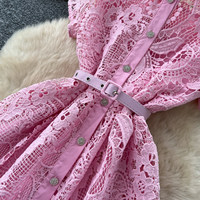 Robe longue décontractée élégante pour femme, rose, en dentelle, coupe trapèze, à manches courtes, col rabattu, simple boutonnage, ceinturée, pour le quotidien