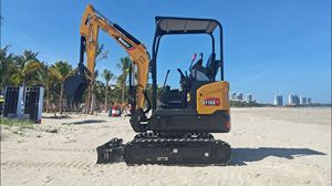 Oferta Especial: Miniexcavadora SY16C de 1.6 Toneladas, Potente y Confiable, Diseño Compacto de Alto Rendimiento con Cero Extensión Trasera, Suministro Directo de Fábrica - Product Image 1