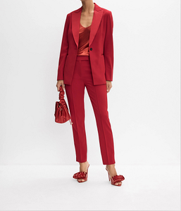 Blazer noir cintré pour femme à un bouton – Veste ajustée à revers crantés pour le bureau et les occasions formelles - Product Image 5