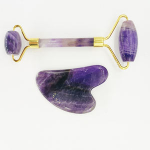 Vente en gros d'usine : Rouleau de massage facial en quartz rose et Gua Sha, ensemble de rouleaux de massage en jade et Gua Sha - Product Image 1