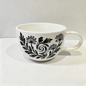 Taza de café de porcelana personalizada, diseño de hierba de anís pintado a mano, perfecta para las vacaciones - Product Image 4