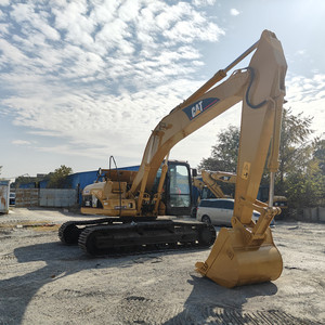 รถขุดมือสอง Caterpillar CAT320CL 320c 320b 320bl 320d 320dl 320d2 ขนาด 20 ตัน ความจุบุ้งกี๋ 1.15 ลูกบาศก์เมตร พร้อมเครื่องยนต์และปั๊ม มีสินค้าในสต็อก - Product Image 3