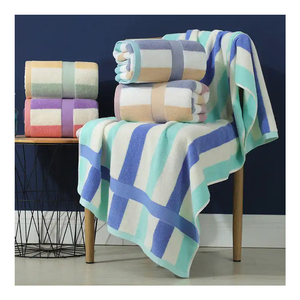 High Quality Striped Printed Eco-Friendly Polyester/Cotton <b>Beach</b> <b>Towel</b> Custom Packing Wholesale Price Everyday Use - Product Image 2